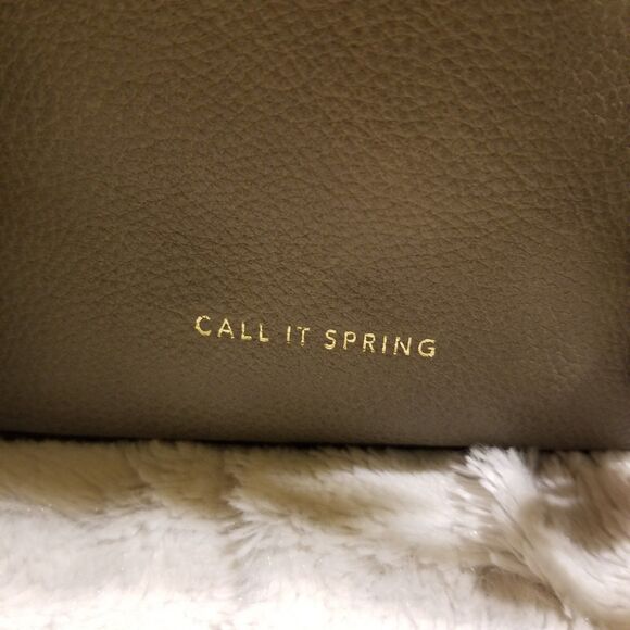 Call it Spring Tote Backpack Purse Gold Chain Olive Green - Picture 7 of 12